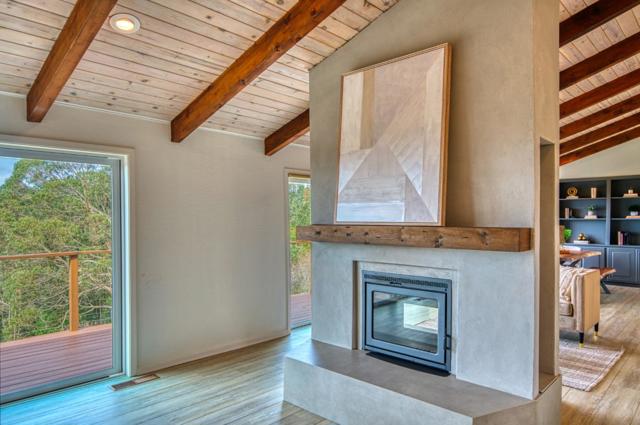 770 Alta Vista Road, Montara CA: https://media.crmls.org/mediaz/f3d0c261-ef92-4a29-8c91-24fea8c3807e.jpg