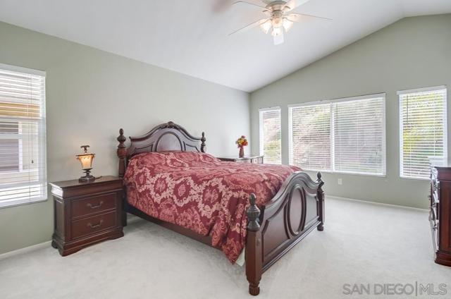 13837 Fontanelle Pl, San Diego CA: https://media.crmls.org/mediaz/f3d15594-517d-4758-b764-cdffe3e3e857.jpg
