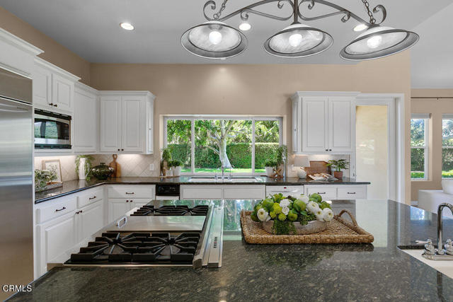 2625 Marvella Court, Camarillo CA: https://media.crmls.org/mediaz/f3d2860a-dc97-4026-bc2b-ab38dcdcb008.jpg