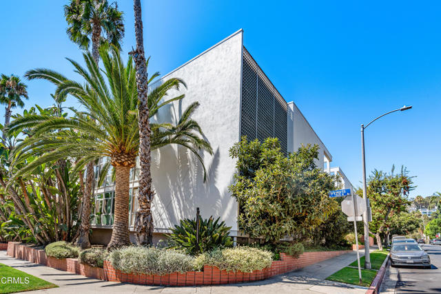 7960 Selma Ave #305, Los Angeles, CA 90046