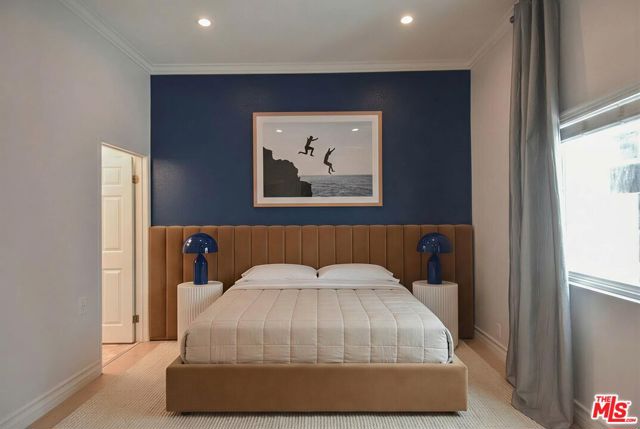 12530 Venice Boulevard, Los Angeles CA: https://media.crmls.org/mediaz/f3d51c4c-c262-4ccf-a69a-541aac6fae71.jpg