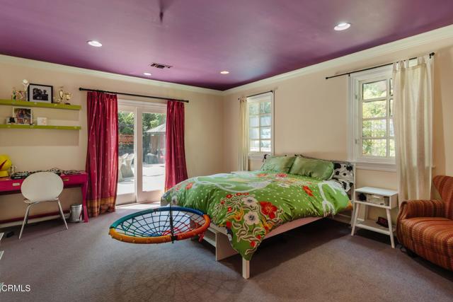 4953 Alta Canyada Road, La Canada Flintridge CA: https://media.crmls.org/mediaz/f3d552f6-c470-4e9a-bd27-8714dcf9d3a9.jpg