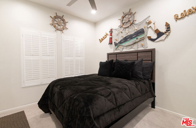 596 Fenwick Way, Simi Valley CA: https://media.crmls.org/mediaz/f3d57050-7bf5-4e57-8392-ac651e2a430b.jpg