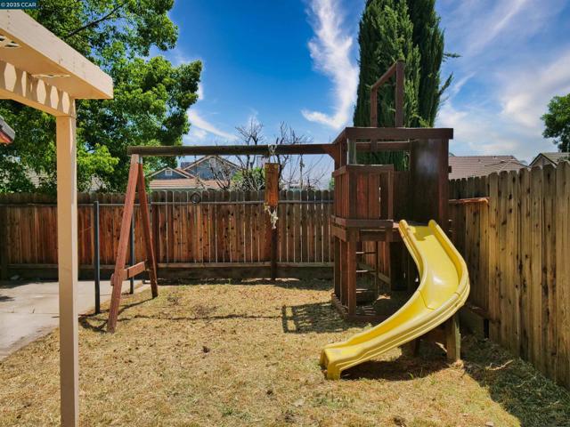 4300 Cannington Lane, Salida CA: https://media.crmls.org/mediaz/f3d67aef-5eb5-48c8-85b2-8044827d9c7b.jpg