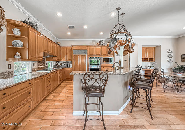 678 Via Carro, Newbury Park CA: https://media.crmls.org/mediaz/f3d78cb2-c8dc-4c82-b1c9-a1f7230afe0e.jpg