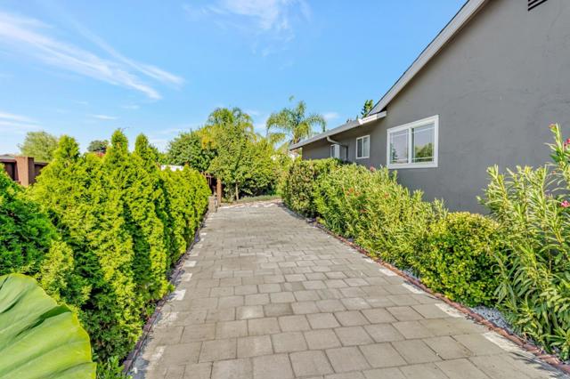 403 Mignot Lane, San Jose CA: https://media.crmls.org/mediaz/f3d86f03-870a-4184-a22a-40851565052d.jpg