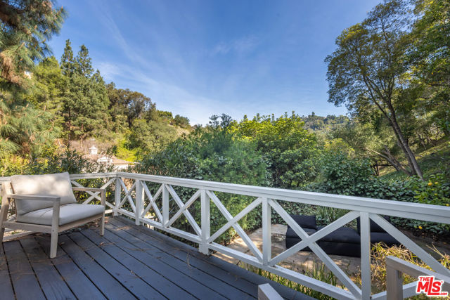Image 52 of 72 For 10686 Somma Way