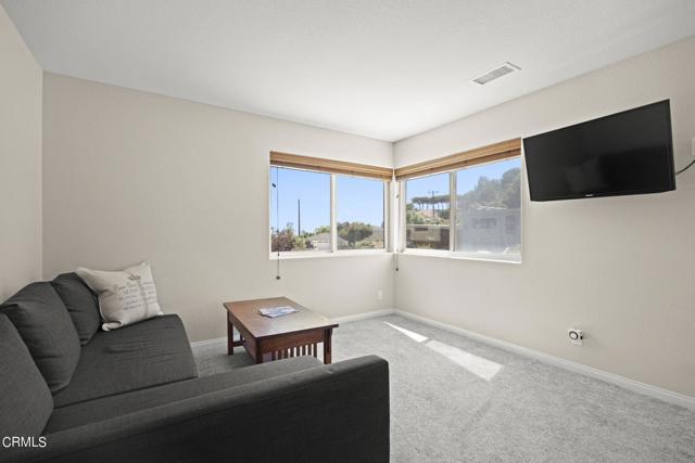 784 Via Arroyo, Ventura CA: https://media.crmls.org/mediaz/f3d98634-844d-4d88-91d4-d0676cde185e.jpg