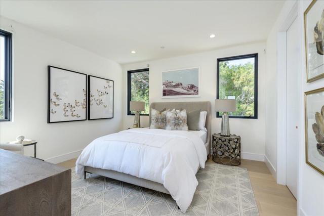 1025 Continental Drive, Menlo Park CA: https://media.crmls.org/mediaz/f3dac2d0-c057-49b4-80a5-d00053df777a.jpg