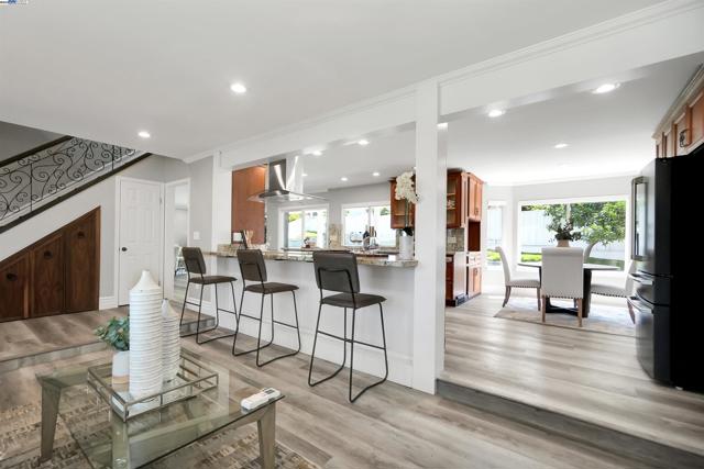 2698 Million Ct, San Jose CA: https://media.crmls.org/mediaz/f3db14ff-0aaf-46c3-8ee8-16c2f644f0c6.jpg
