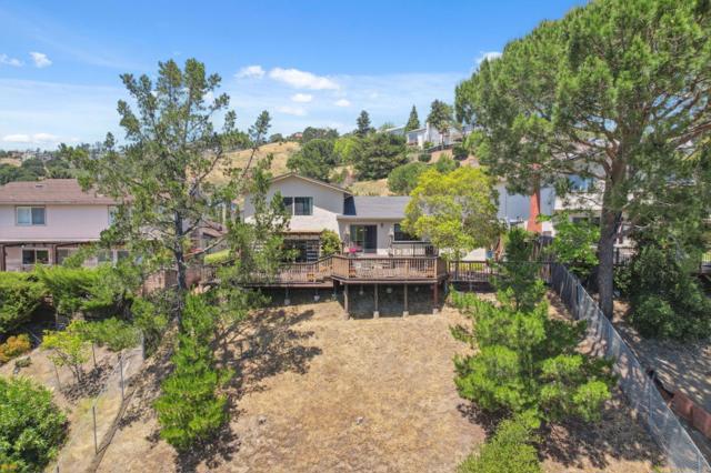 165 Leslie Drive, San Carlos CA: https://media.crmls.org/mediaz/f3dc8639-85fe-4572-927d-595495e929be.jpg