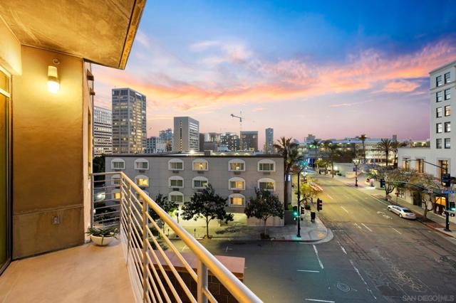 801 Ash St, San Diego CA: https://media.crmls.org/mediaz/f3dc9ae3-357f-49d3-9785-dadf57414dab.jpg