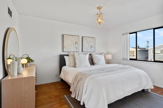 257 San Fernando Way, Daly City CA: https://media.crmls.org/mediaz/f3ddcafd-890b-4618-b5d6-7010fdb4f329.jpg