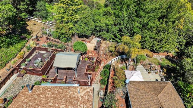 1222 Via Del Sol Road, Salinas CA: https://media.crmls.org/mediaz/f3de1c1e-84df-4c50-9909-e9e661dc3553.jpg