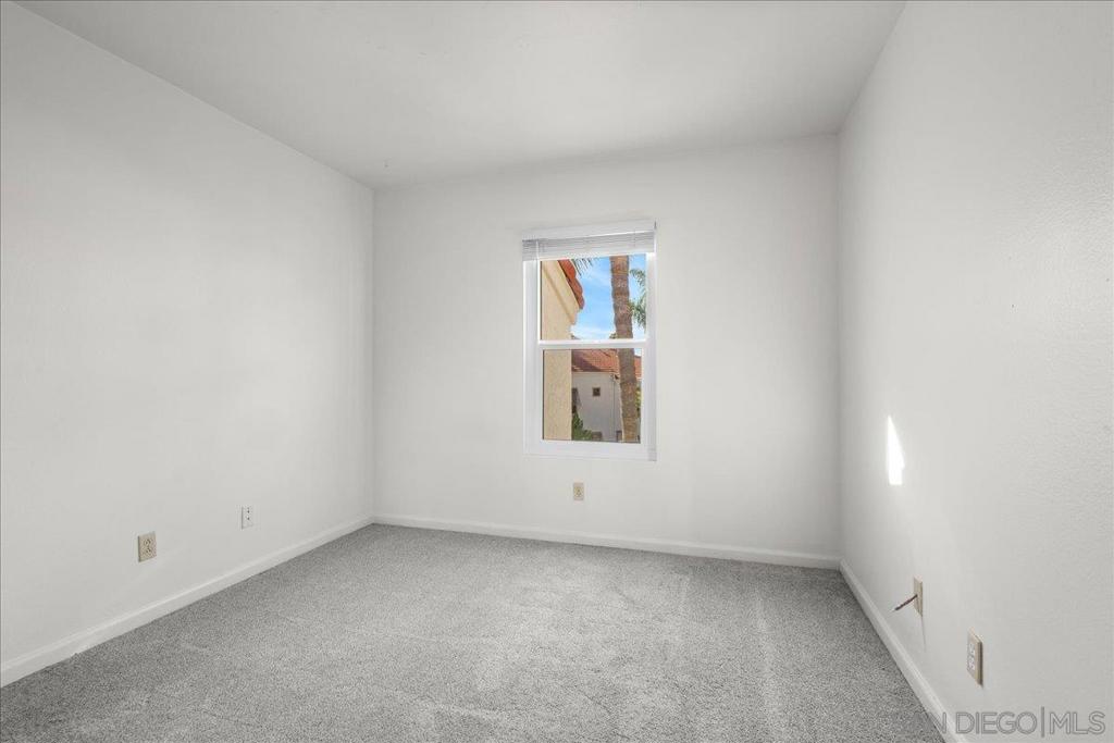 MLS #250034355SD image #29