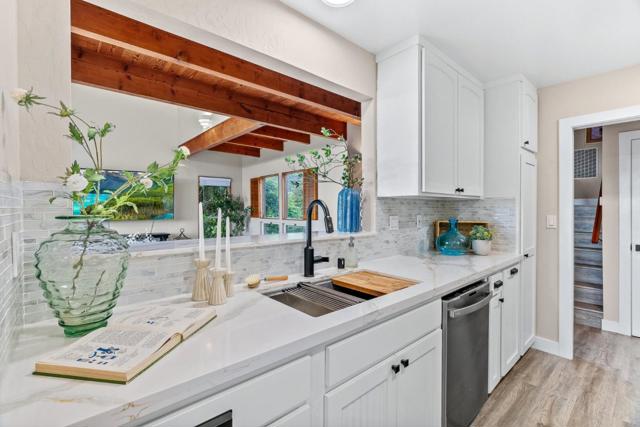 11 Yankee Point Drive, Carmel CA: https://media.crmls.org/mediaz/f3def596-eef0-4fa1-9024-ffeb5b9a65b9.jpg