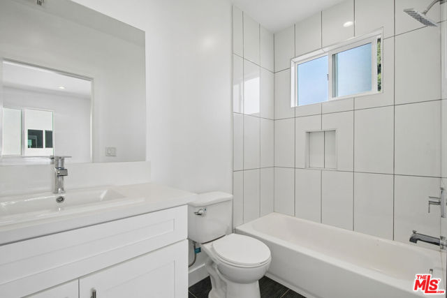 6336 Beck Avenue, 2 photo 23