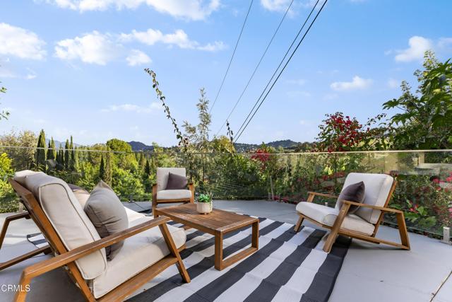 Detail Gallery Image 6 of 69 For 12480 Viewcrest Rd, Los Angeles,  CA 91604 - 5 Beds | 7 Baths