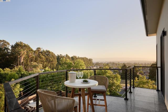 1615 Vinehill Court, Fremont CA: https://media.crmls.org/mediaz/f3e12fc7-e874-455b-ae5e-733c501e59e4.jpg