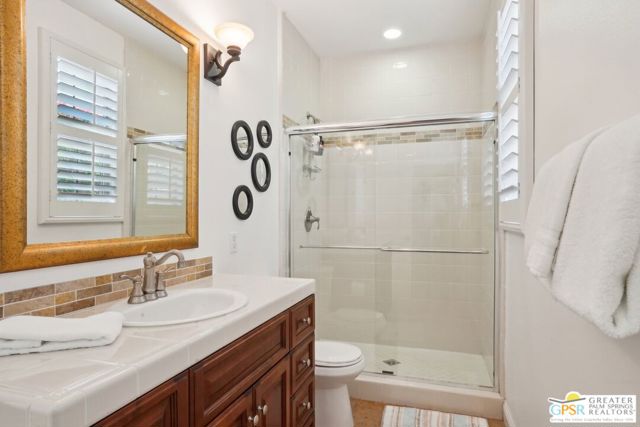 1070 Bella Vista, Palm Springs CA: https://media.crmls.org/mediaz/f3e245a0-9844-47b9-9220-c0f9265a46a9.jpg