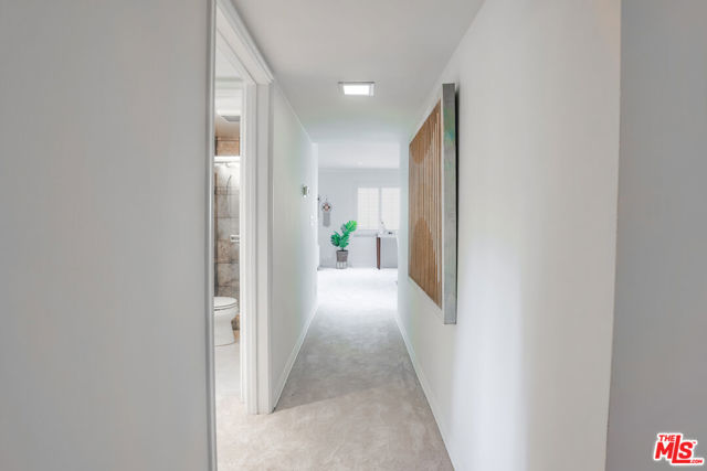 6700 Hillpark Drive, Los Angeles CA: https://media.crmls.org/mediaz/f3e421f4-f83f-4ff2-baa2-877c8c681b0f.jpg