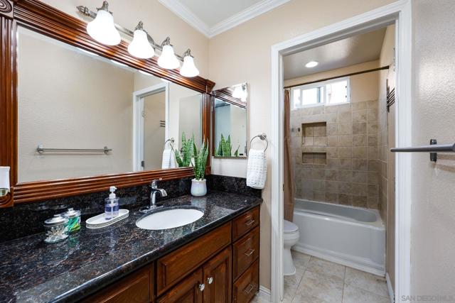 Image 25 of 52 For 8301 Blossom Hill Dr