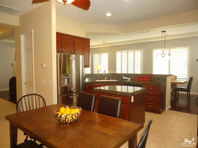 43541 Parkway Esplanade E, La Quinta CA: https://media.crmls.org/mediaz/f3e4e845-107a-450b-a7f3-ba4675137464.jpg
