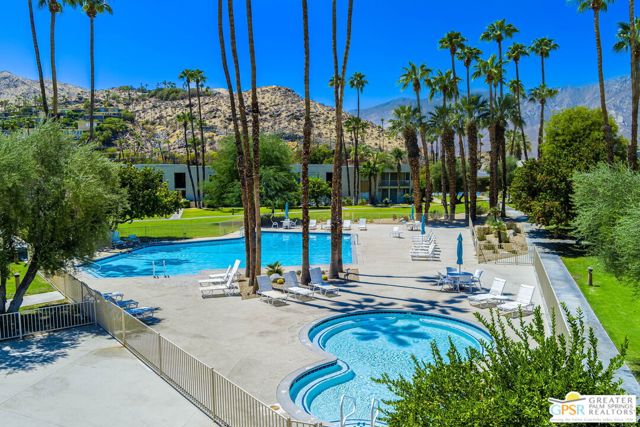 493 Desert Lakes Drive, Palm Springs CA: https://media.crmls.org/mediaz/f3e55aa5-fc0b-4743-a4ce-030fa8ca76ef.jpg