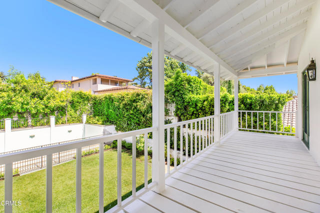 1184 Arden Road, Pasadena CA: https://media.crmls.org/mediaz/f3e57533-d1f9-4380-b730-a4558e27d66b.jpg