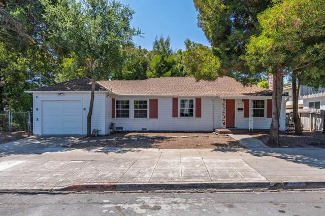 774 Chestnut Street, San Carlos CA: https://media.crmls.org/mediaz/f3e5a2f3-ed98-4c9b-bd2c-1d3b09faed52.jpg