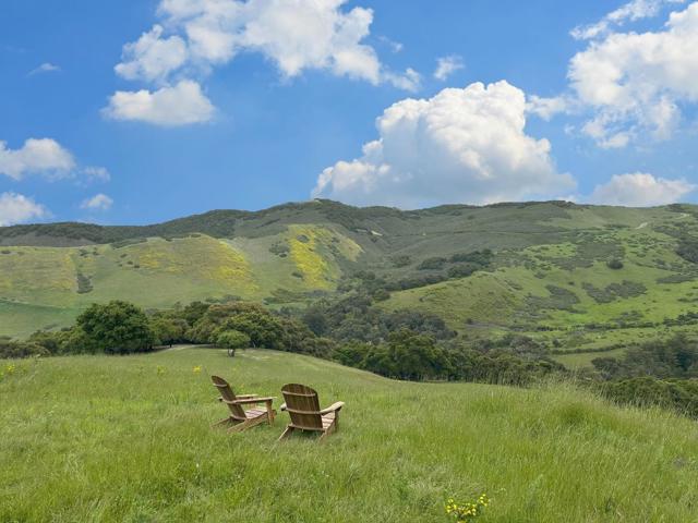 29 Potrero Trail, Carmel CA: https://media.crmls.org/mediaz/f3e6145e-506e-4984-b10c-b39d4a11d05d.jpg