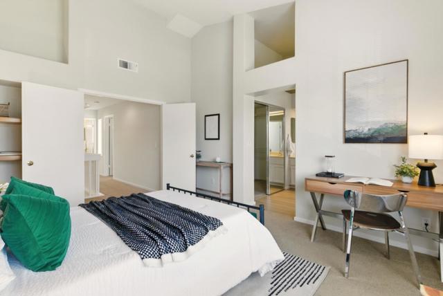 583 Shoal Circle,  CA: https://media.crmls.org/mediaz/f3e637cf-fb07-40bc-89d4-4f8a4ea5fd42.jpg