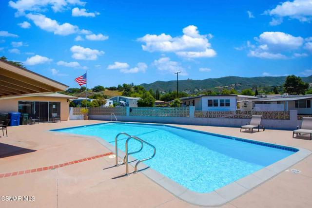 1 Ortega Drive, Newbury Park CA: https://media.crmls.org/mediaz/f3e66228-65c0-4743-959d-3d22cd40e8e3.jpg