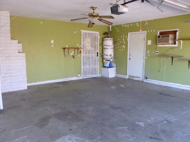 460 SE Jeremy Court, Oakdale CA: https://media.crmls.org/mediaz/f3e66ed0-4931-4f08-9236-92f03129cc86.jpg