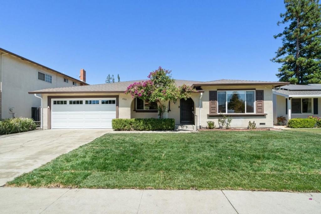 808 Glenside Drive