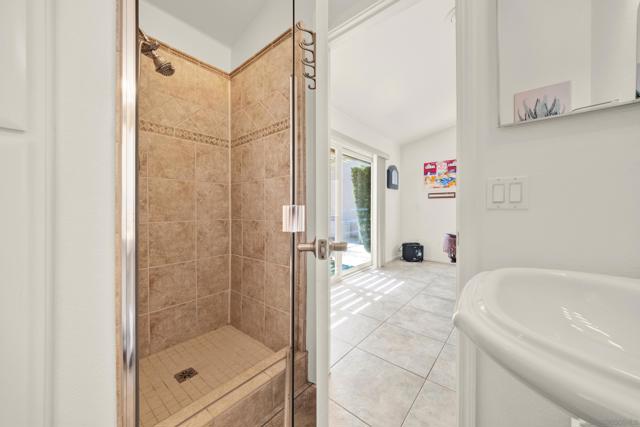 14265 Sandhill Rd, Poway CA: https://media.crmls.org/mediaz/f3ea2786-5808-4146-bc54-7616f482e0a6.jpg