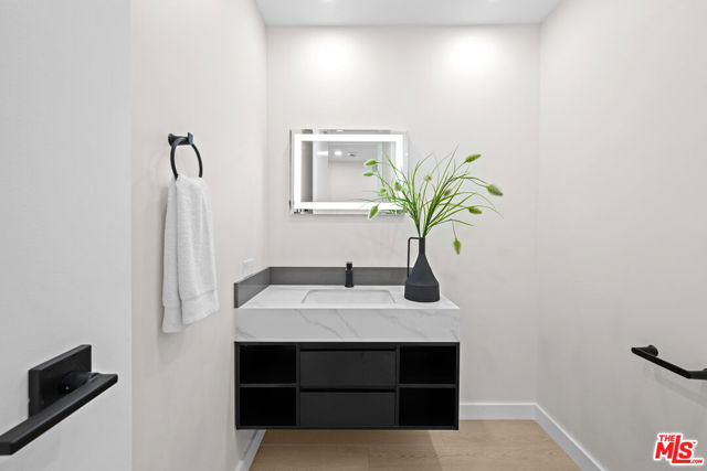 10750 Wilshire Boulevard, Los Angeles CA: https://media.crmls.org/mediaz/f3ea9296-9834-45cb-85f0-0d0284c8efea.jpg