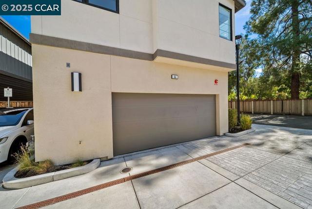 44 Analisa Ln, Walnut Creek CA: https://media.crmls.org/mediaz/f3effebc-39cf-4a24-9ee1-6e6e9e105686.jpg