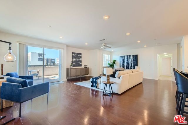 3650 5th Avenue, San Diego CA: https://media.crmls.org/mediaz/f3f1e9ac-275c-41d0-9dbb-7857ffba51a3.jpg