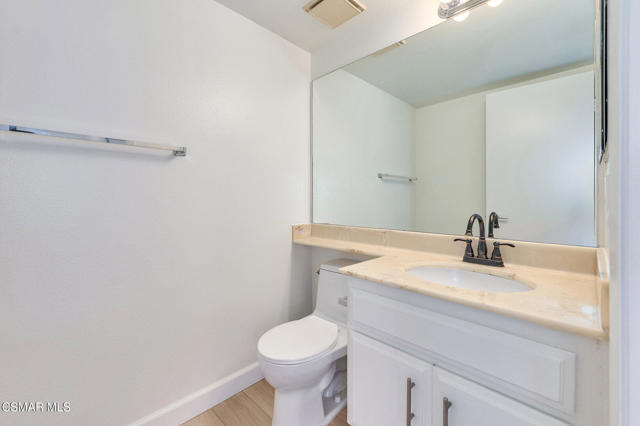 3011 Marigold Place, Thousand Oaks CA: https://media.crmls.org/mediaz/f3f24a3e-4037-48f5-8419-35e2ec741fd9.jpg