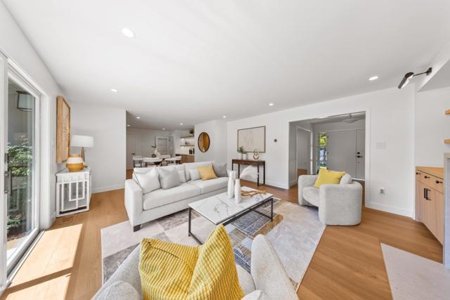 1575 Kingswood Drive, Hillsborough CA: https://media.crmls.org/mediaz/f3f28768-1bec-4570-8082-c8d076436825.jpg