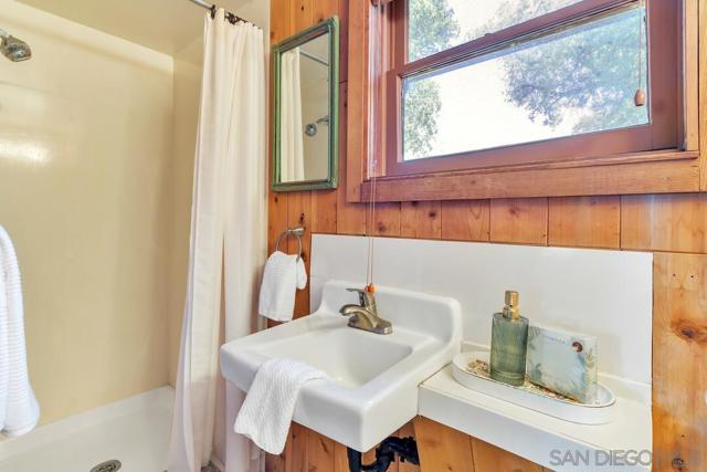 Image 38 of 64 For 28967 Oak Ln