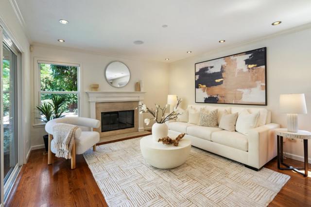 426 8th Avenue, Menlo Park CA: https://media.crmls.org/mediaz/f3f4e8d5-f8cd-4999-914f-9d092cab98ce.jpg