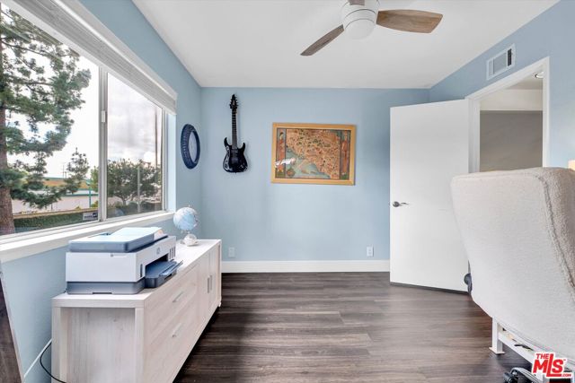 16424 Bubbling View Circle, Cerritos CA: https://media.crmls.org/mediaz/f3f65410-6b10-4ac2-82c2-ee766fd4155a.jpg