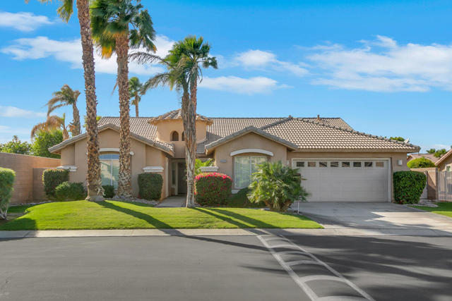 43875 Liberty Street, Indio CA: https://media.crmls.org/mediaz/f3f66b5b-ff1b-4552-ab46-e4fd758ef745.jpg