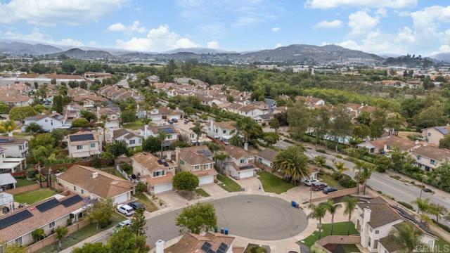 305 Cobblestone Place, Santee CA: https://media.crmls.org/mediaz/f3f66d39-9b8d-40cc-bd8a-23559fc91097.jpg