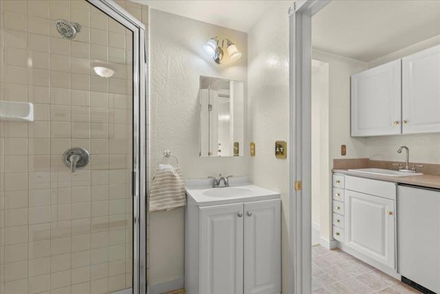 538 Clubhouse Drive, Aptos CA: https://media.crmls.org/mediaz/f3f6b694-a20f-4654-b0c5-2324834fb74a.jpg