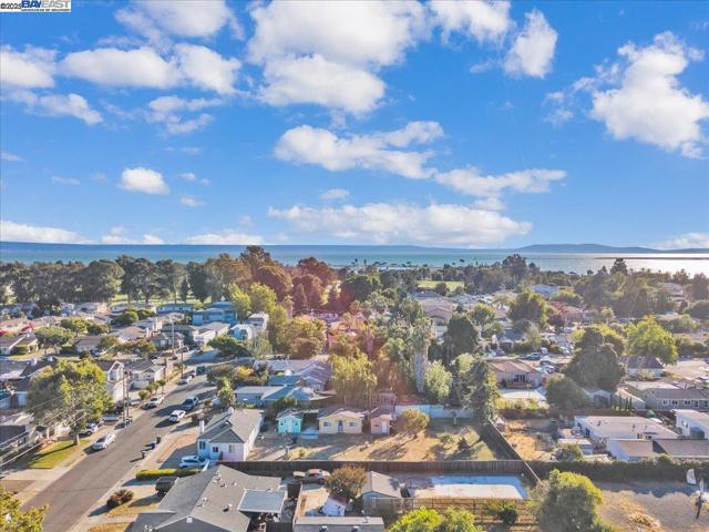 2140 W Avenue 134Th, San Leandro CA: https://media.crmls.org/mediaz/f3f6f663-7ad5-4b13-9ab7-193304c512c7.jpg