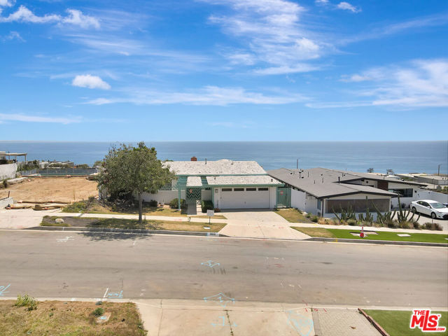 Drew Fenton | 18151 Kingsport Drive Malibu CA | MLS: 7358785
