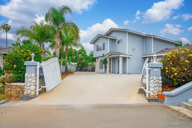 119 Smilax Rd, Vista CA: https://media.crmls.org/mediaz/f3f77006-aa0a-41c7-bdea-c84f76474e59.jpg